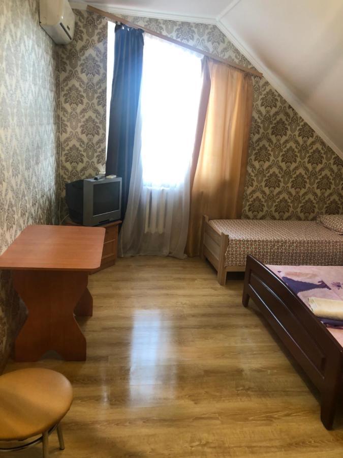 Гостиный Дом Comfort Reni Luaran gambar